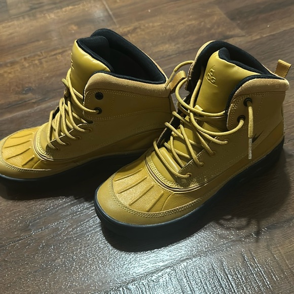 Nike Woodside 2 High ACG Boots Size 6.5 color wheat/black - Picture 3 of 15